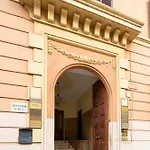 Vatican 44